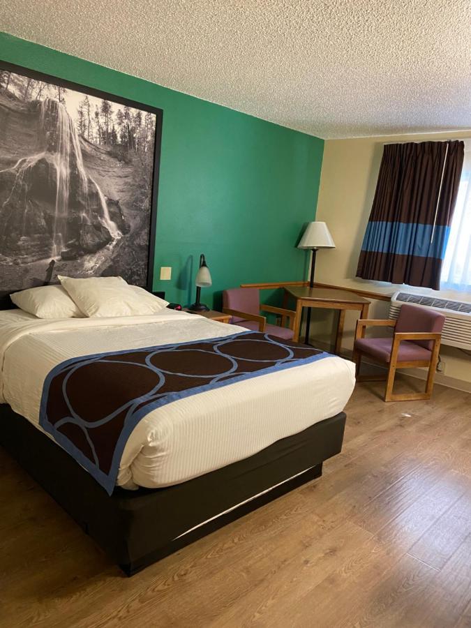Super 8 By Wyndham Ogallala Buitenkant foto